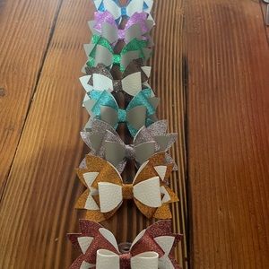 Bow straw toppers